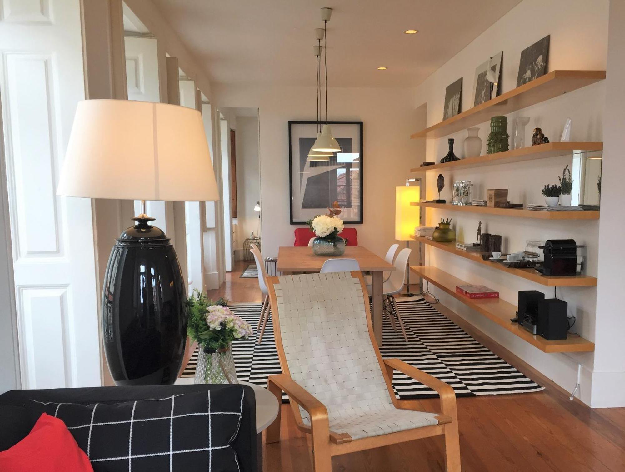 Apartment B2 Beautiful Sunny Loft Bairro Alto - Bica Lissabon