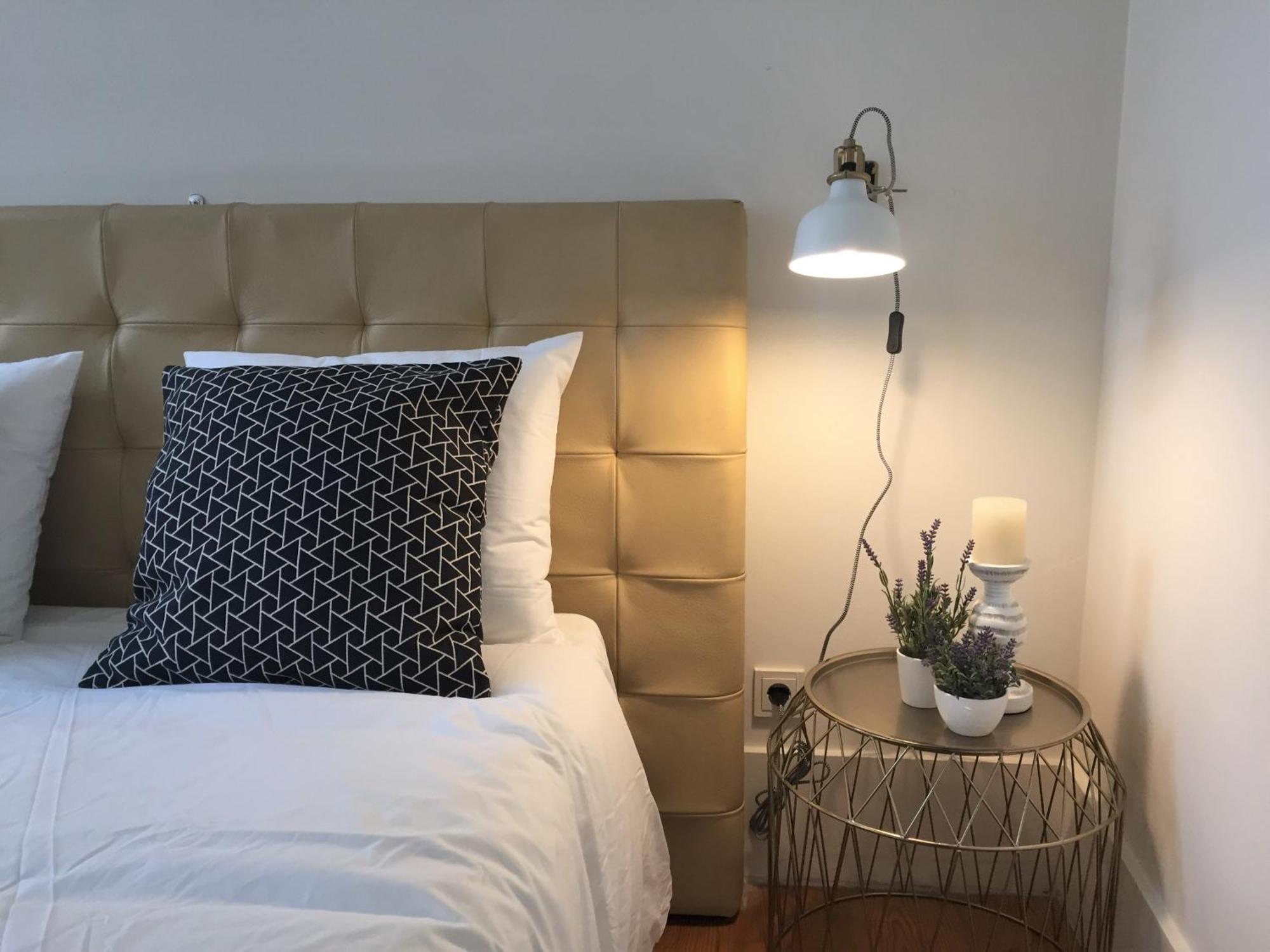 B2 Beautiful Sunny Loft Bairro Alto - Bica Apartment Lissabon
