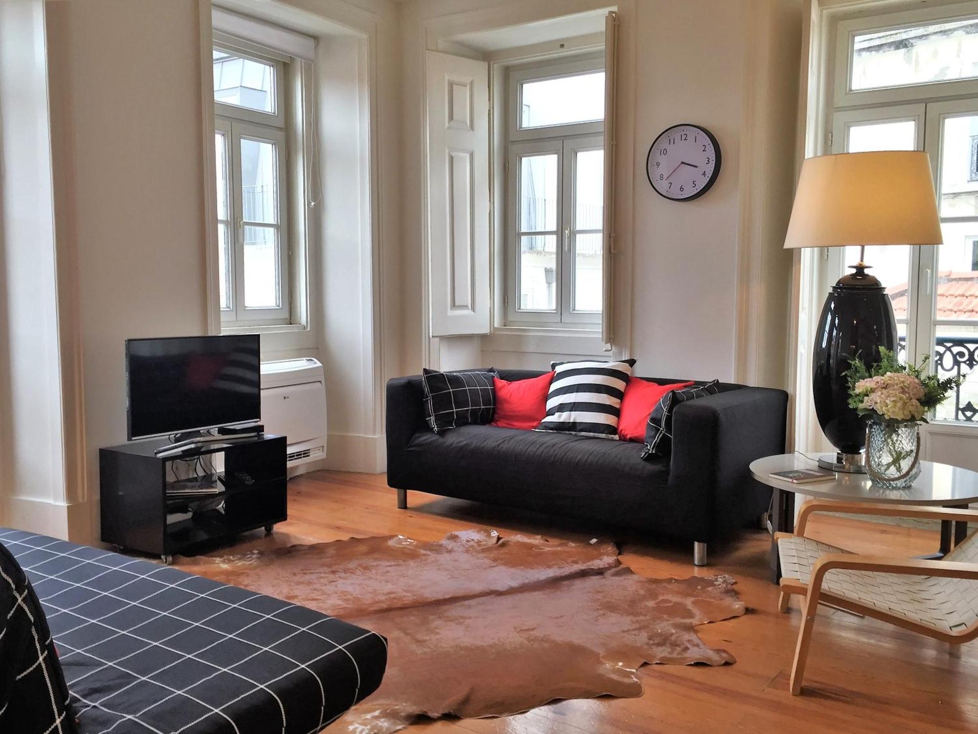 Apartment B2 Beautiful Sunny Loft Bairro Alto - Bica *