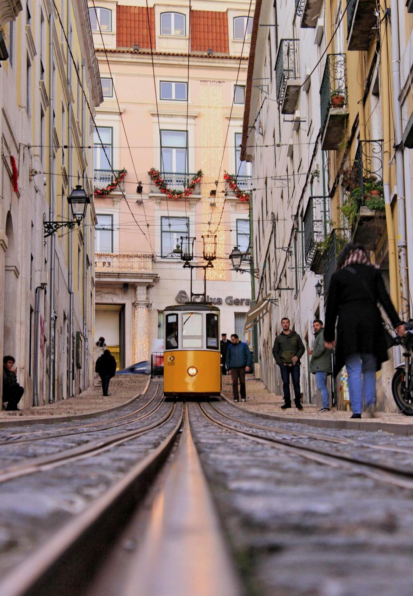 B2 Beautiful Sunny Loft Bairro Alto - Bica Apartamento